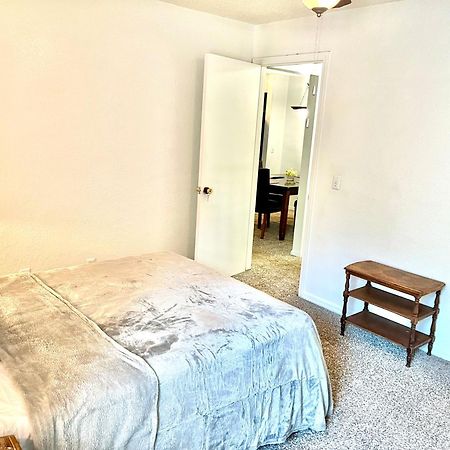 Daytona 2 Bed Apartment 10 Minutes To Beach With Balcony Порт-Ориндж Экстерьер фото