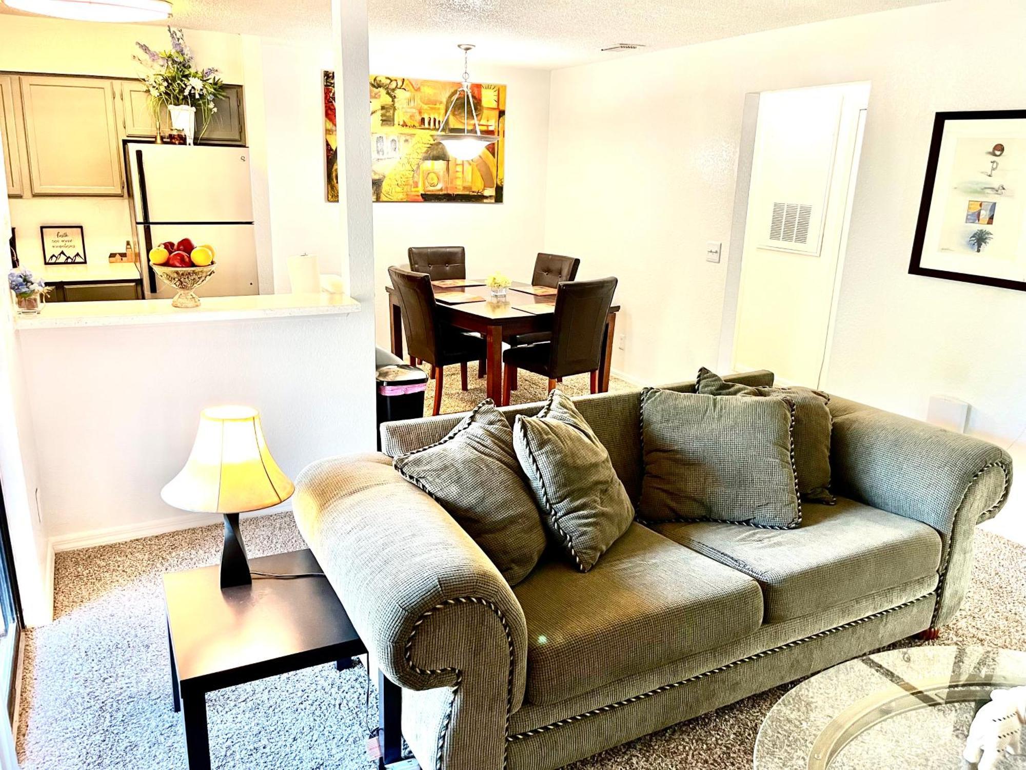Daytona 2 Bed Apartment 10 Minutes To Beach With Balcony Порт-Ориндж Экстерьер фото